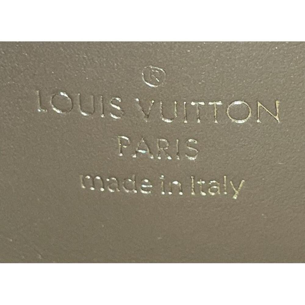 Louis Vuitton Utility Crossbody Bag #268163L20B - Picture 9 of 9